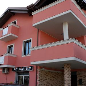 Bed&Breakfast La Perla Rosa